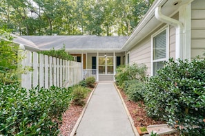 Exterior - Relaxing Home close the Battery/Mins to Everything (Smyrna)