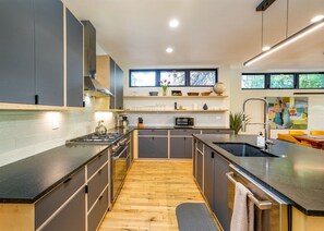 Fridge, microwave, oven, stovetop - Bluebird Day - Cascade Modern (Bend)