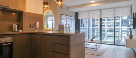 Fridge, microwave, oven, stovetop