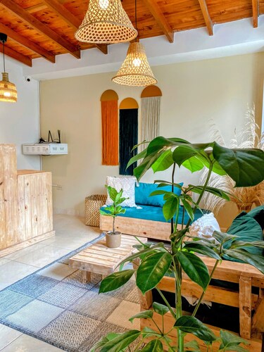 Quiet accommodation in manila town!