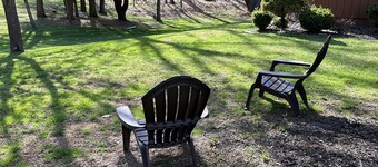 5 minutes to town of Rhinebeck - Quiet Ranch with gym.