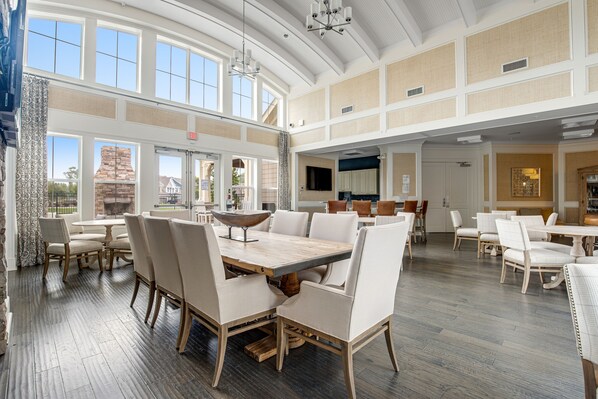 Dining - Bishops Landing townhome with private washer/dryer, shared pool, tennis, gym (Millville)