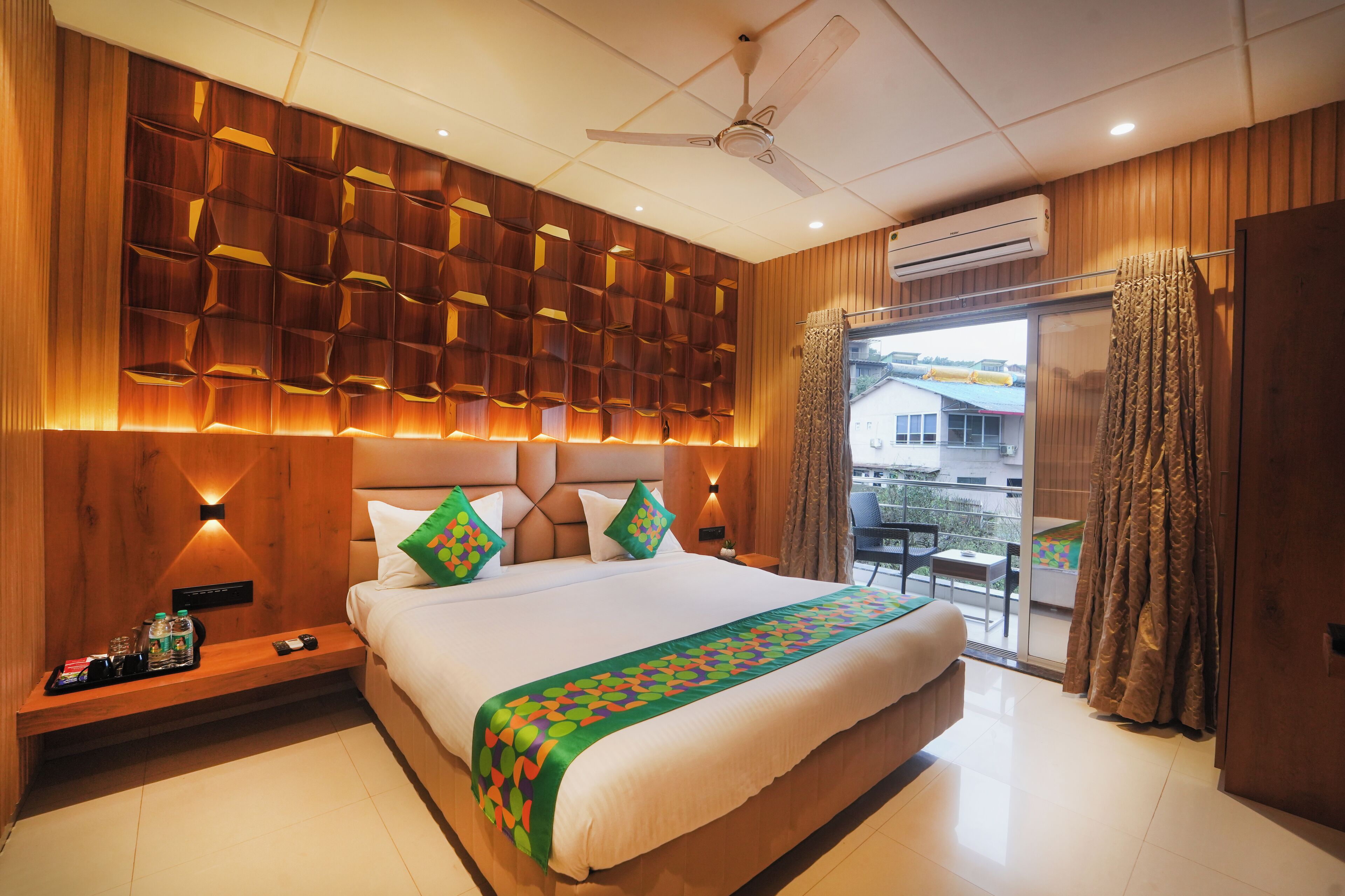 Standard Double Room | Iron/ironing board