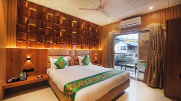 Standard Double Room | Iron/ironing board