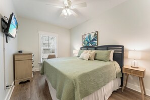 2 間睡房、書桌、Wi-Fi、床單