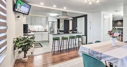 Upscale Waterbury Retreat w/ Indoor Hot Tub!