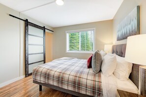 5 عدّة غرف نوم ومكواة/لوح كي وسرير سفر وواي فاي مجانًا