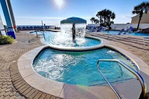 Piscina interna, piscina aquecida