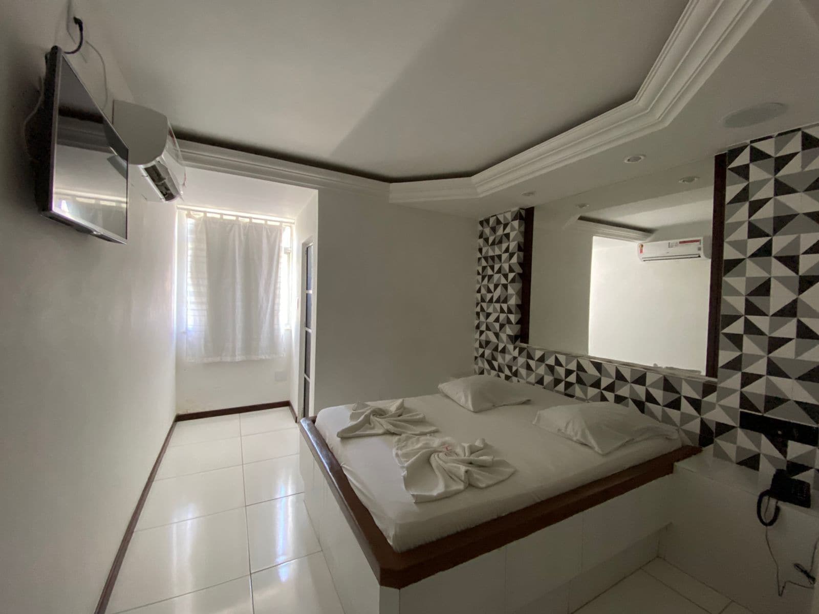 Superior Double Room | Minibar, laptop workspace, free WiFi, bed sheets