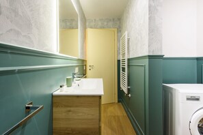 Deluxe-Apartment | Badezimmer