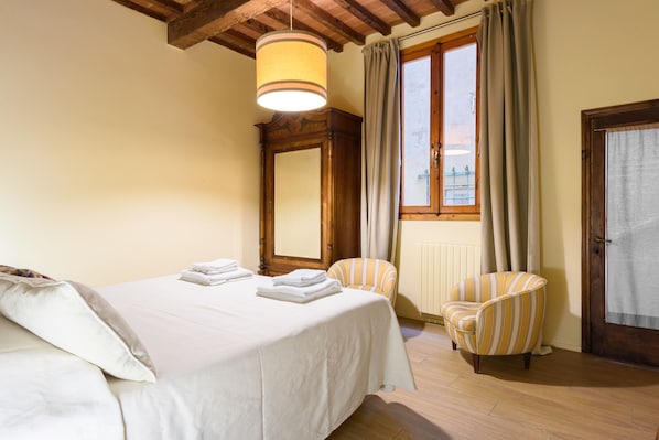 Deluxe-Apartment | 1 Schlafzimmer, hochwertige Bettwaren, Daunenbettdecken