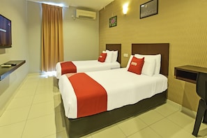 Deluxe Twin kamer | 1 slaapkamer, een bureau, geluiddichte muren, beddengoed