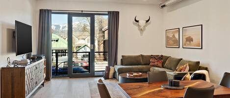 スマートテレビ、書庫