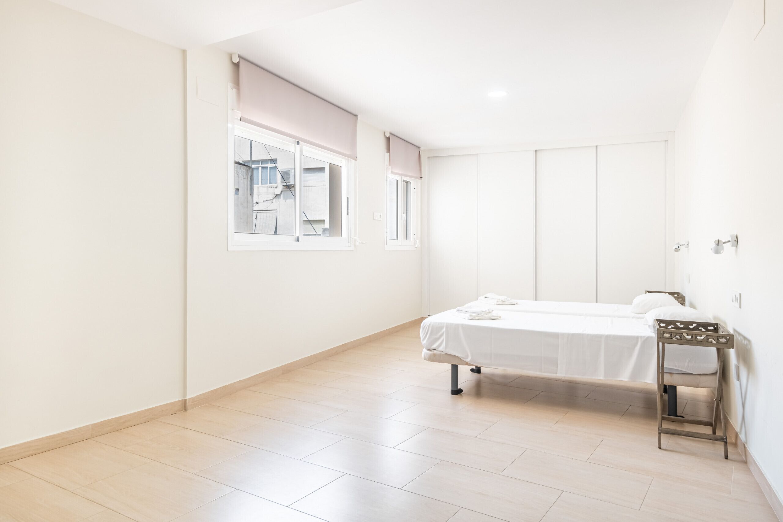 1 chambre, fer et planche à repasser, Wi-Fi gratuit, draps fournis