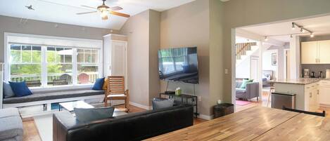 TV, fireplace, DVD player, offices