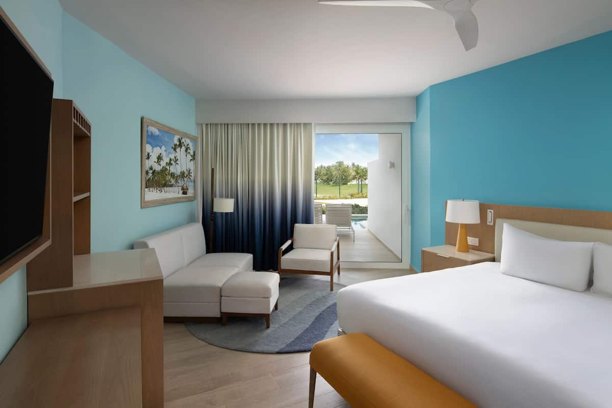 1 bedroom, premium bedding, minibar, in-room safe