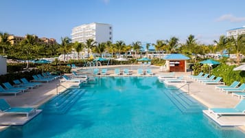 2 outdoor pools, pool umbrellas, sun loungers