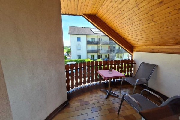 Habitación Confort con 2 camas individuales | Balcón