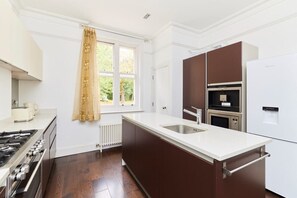 Ferienhaus (5 Bedrooms) | Eigene Küche