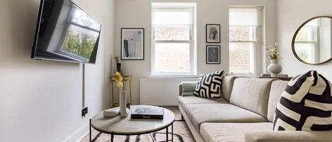 Apartment (2 Bedrooms) | Living room