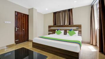 Standard Double Room | Iron/ironing board