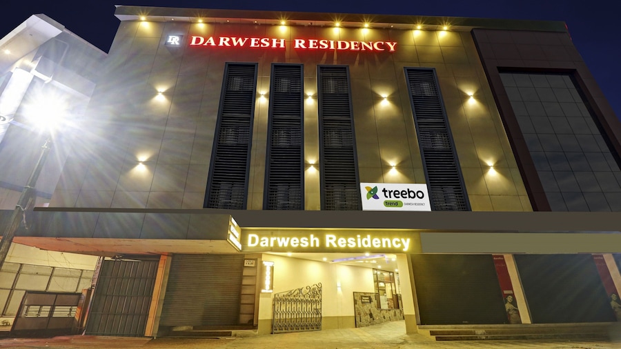 Treebo Darwesh Residency - 500m from Railway Station