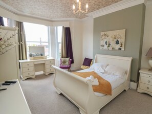 Casa de campo | 8 quartos, individualmente decorados, individualmente mobiliados