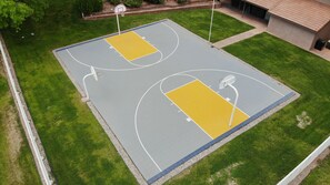 Sports court - Beautiful 3 bedroom Sports Village Condo--sleeps 10. (St. George)