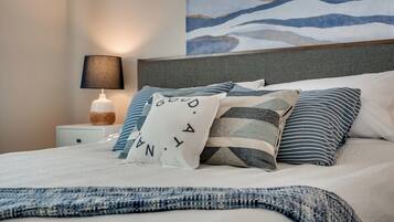 2 bedrooms, desk, iron/ironing board, free WiFi