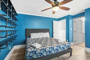 8 bedrooms, iron/ironing board, free WiFi, bed sheets
