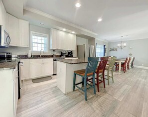 Fridge, microwave, oven, stovetop - 8BR | Sleeps 16 | Pool | Steps To The Beach | 304 (North Myrtle Beach)