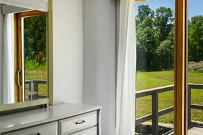 Interior - Modern Strawbale on 10 Private Acres (Perry)