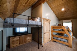 5 chambres, bureau, lit parapluie, Wi-Fi gratuit