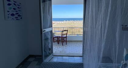 Scent of the Sea-Adults Only ( No under 6 )