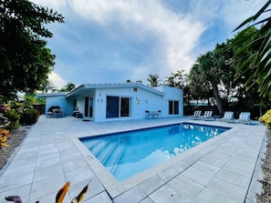 Outdoor pool, a heated pool