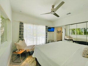 4 bedrooms, desk, iron/ironing board, free WiFi