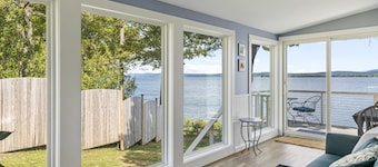 Tranquil lake house in VT w/ breathtaking views!