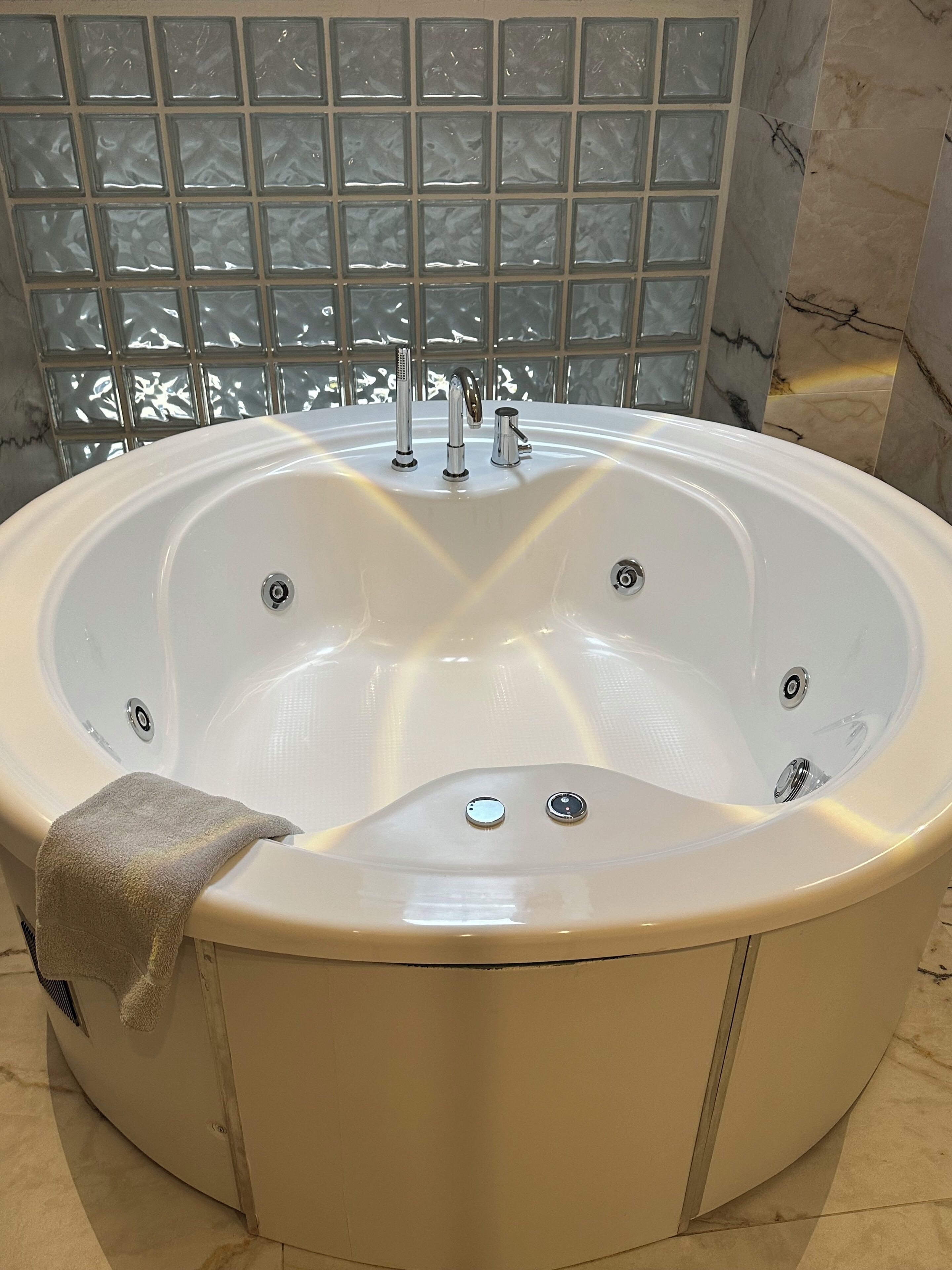 Photo - Belle Athenes - Luxury Rooms at Monastiraki Railway Station