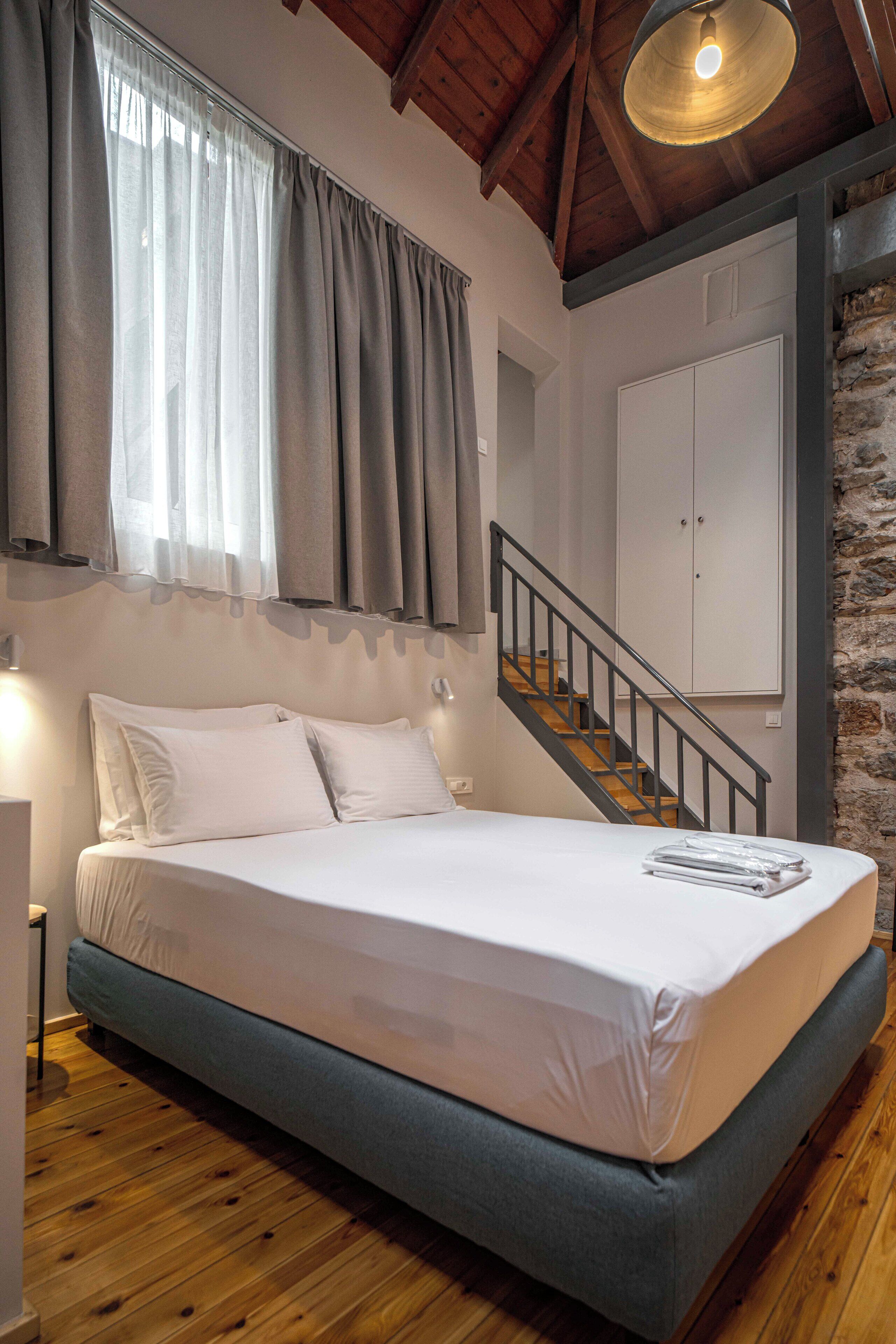 Photo - Belle Athenes - Luxury Rooms at Monastiraki Railway Station