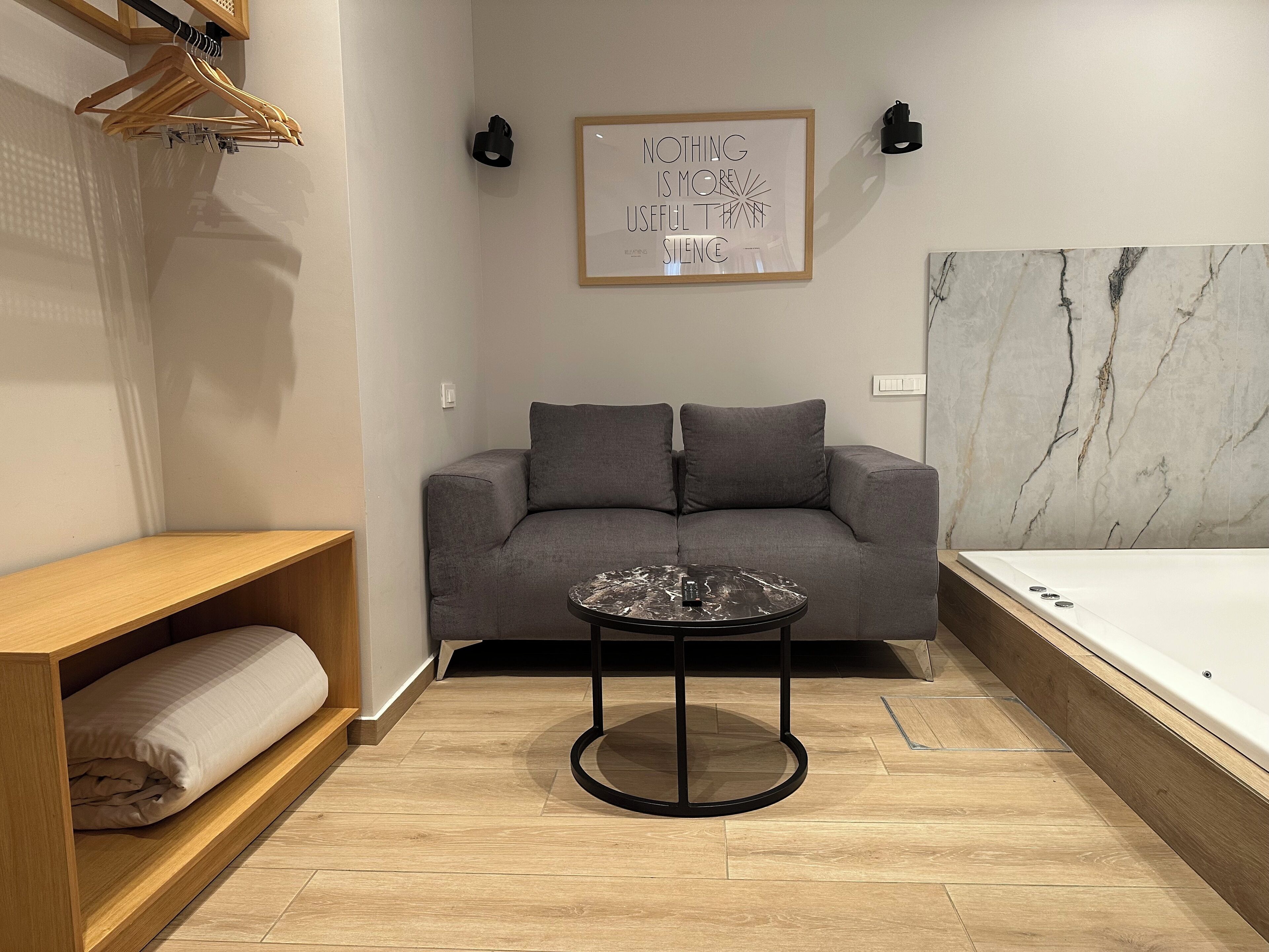 Photo - Belle Athenes - Luxury Rooms at Monastiraki Railway Station