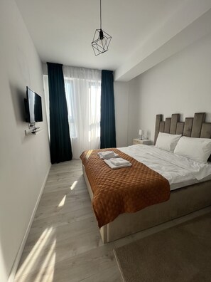 Apartament estàndard | Roba de llit hipoal·lergògena i planxa i posts de planxar 