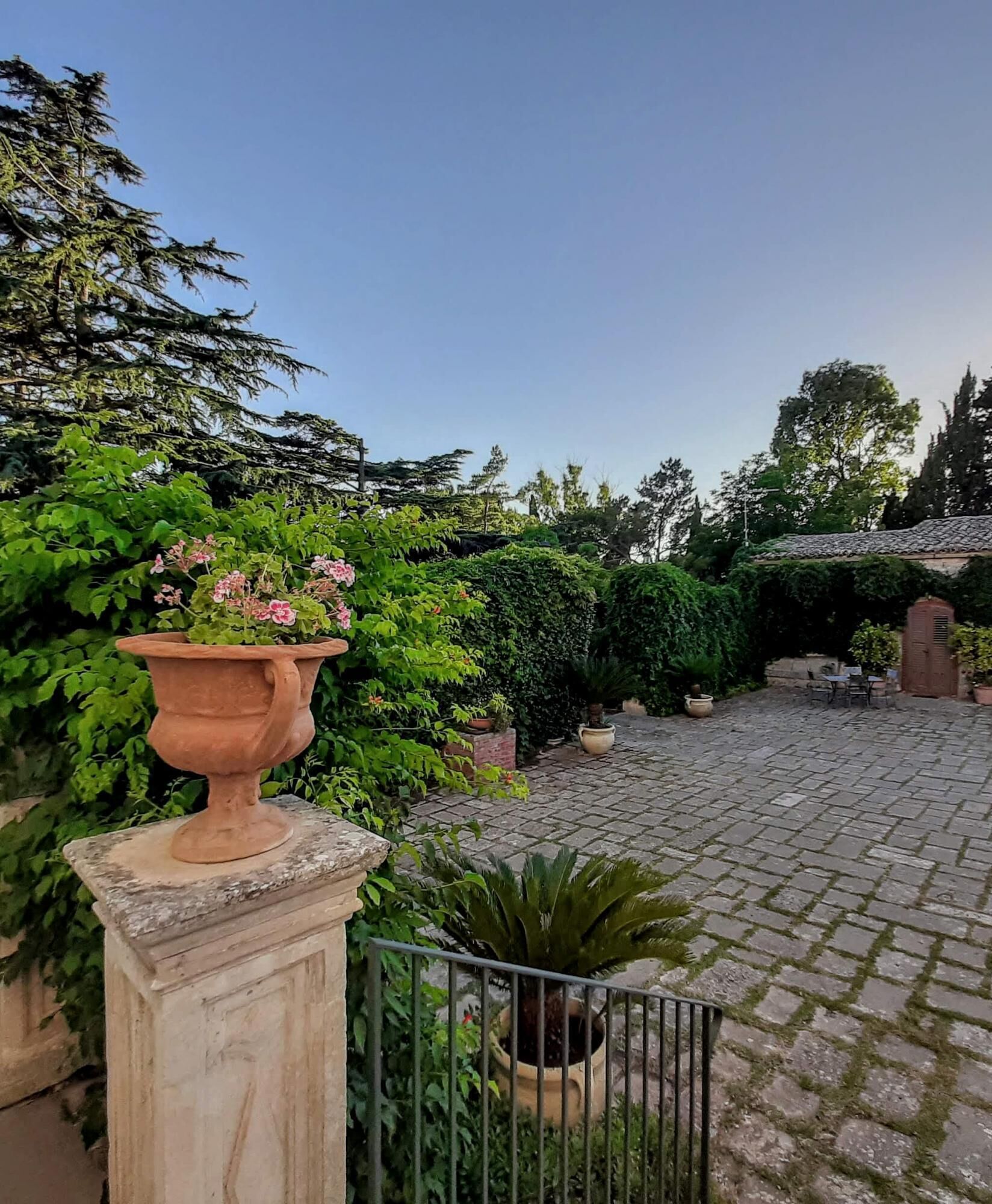 House | 3 bedrooms, iron/ironing board, WiFi