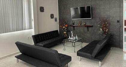 Casa a 5 Minutos del Hospital de La Mujer con Todos Los Servicios