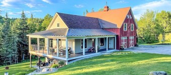 Luxury Farmhouse Mins 2 Okemo w/Hot Tub & Fire Pit!