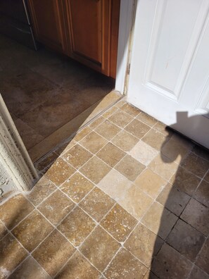 تفاصيل الفندق من الخارج