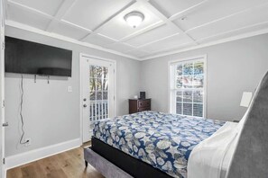 8 soverom, strykejern/-brett, wi-fi (inkludert) og sengetøy