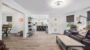 Smart TV, videojuegos y libros