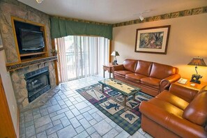 Smart TV y chimenea