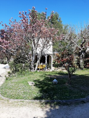 Property grounds - Gîte La Burthe (Monprimblanc)