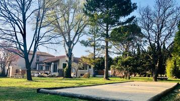 Enceinte de lâhĂ©bergement